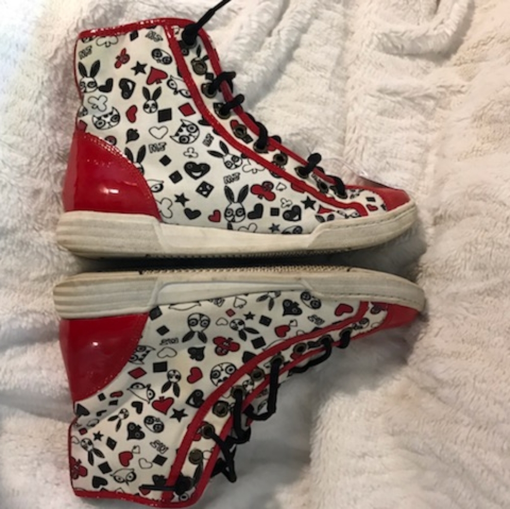 Marc Jacobs high tops.